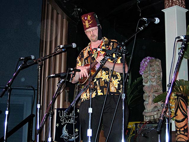 Tiki King at UkeFest west