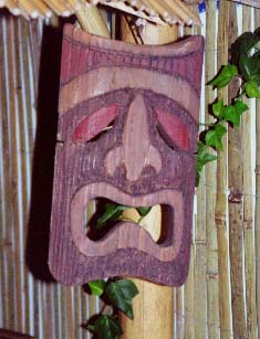 mask 1, a carving by Tiki King