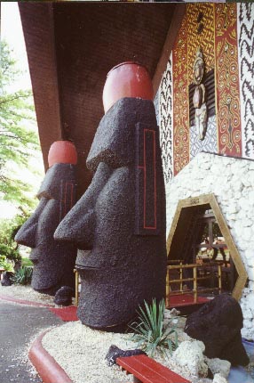 the Moai outside the Kahiki