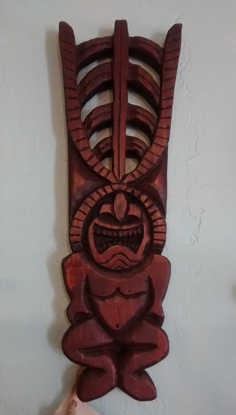 Door pull, a carving by Tiki King