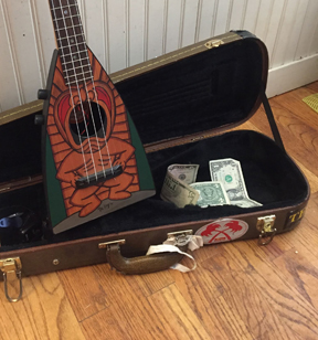 Tiki King uke case with tips